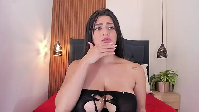 SARA STONE17 online show from 12/26/24, 10:52