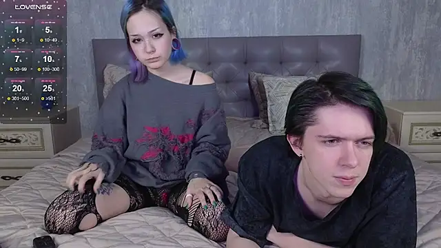 Snapshot of L_oly chatting on 12/16/24, 11:28 L oly online show from 12/16/24, 11:28