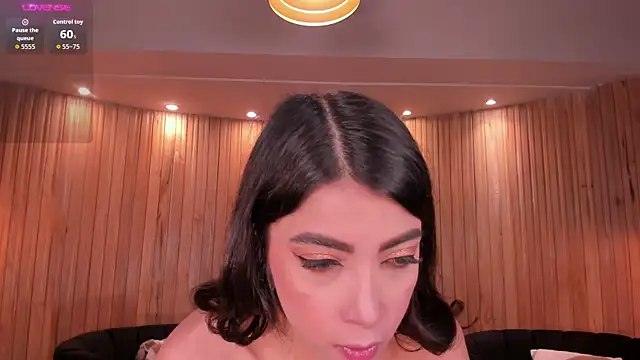 ValeriaVelvet online show from 12/17/25, 12:22