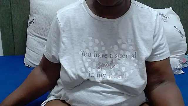 Thickchocolatex2 online show from 02/11/26, 12:32