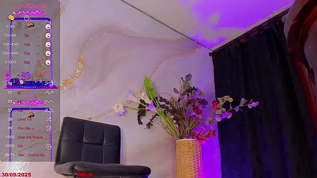 Karla-Ebony online show from 09/30/25, 02:00