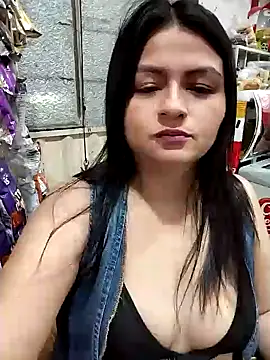 Snapshot of Linda_Lars chatting on 12/20/24, 04:53 Linda Lars online show from 12/20/24, 04:53