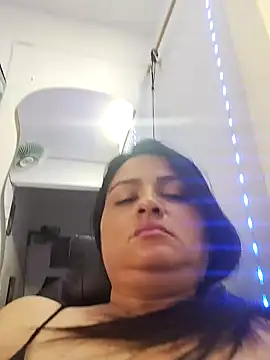 Snapshot of Linda_Lars chatting on 12/20/24, 11:00 Linda Lars online show from 12/20/24, 11:00