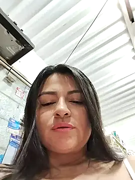 Snapshot of Linda_Lars chatting on 01/05/25, 04:47 Linda Lars online show from 01/05/25, 04:47