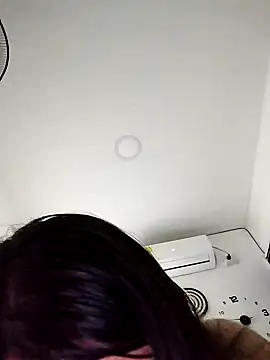 Snapshot of Linda_Lars chatting on 01/05/25, 07:49 Linda Lars online show from 01/05/25, 07:49