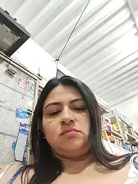 Snapshot of Linda_Lars chatting on 01/24/25, 05:21 Linda Lars online show from 01/24/25, 05:21