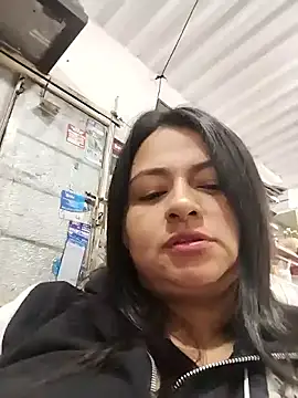 Snapshot of Linda_Lars chatting on 02/04/25, 04:26 Linda Lars online show from 02/04/25, 04:26