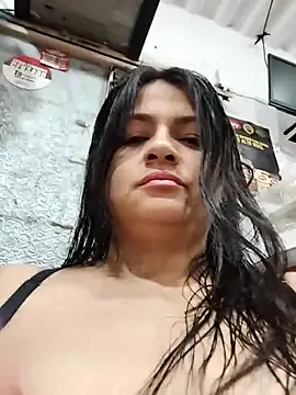 Snapshot of Linda_Lars chatting on 02/18/25, 05:09 Linda Lars online show from 02/18/25, 05:09