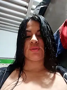 Snapshot of Linda_Lars chatting on 02/22/25, 04:07 Linda Lars online show from 02/22/25, 04:07