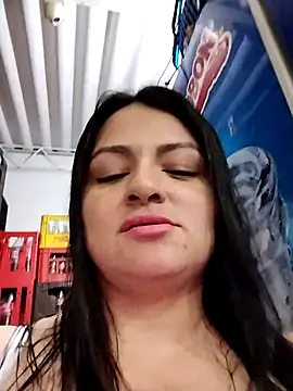 Snapshot of Linda_Lars chatting on 02/26/25, 03:21 Linda Lars online show from 02/26/25, 03:21