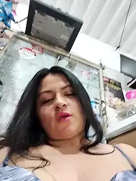 Snapshot of Linda_Lars chatting on 03/17/25, 05:23 Linda Lars online show from 03/17/25, 05:23