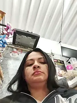 Snapshot of Linda_Lars chatting on 03/18/25, 04:37 Linda Lars online show from 03/18/25, 04:37