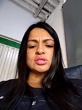 Snapshot of Linda_Lars chatting on 09/09/25, 02:00 Linda Lars online show from 09/09/25, 02:00