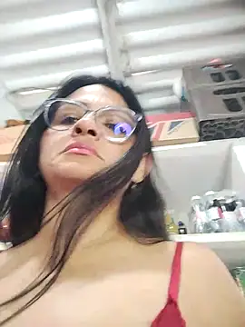 Snapshot of Linda_Lars chatting on 11/05/25, 03:12 Linda Lars online show from 11/05/25, 03:12