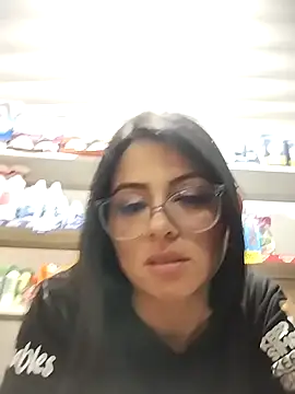 Snapshot of Linda_Lars chatting on 11/10/25, 03:11 Linda Lars online show from 11/10/25, 03:11