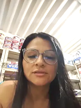 Snapshot of Linda_Lars chatting on 11/16/25, 03:34 Linda Lars online show from 11/16/25, 03:34