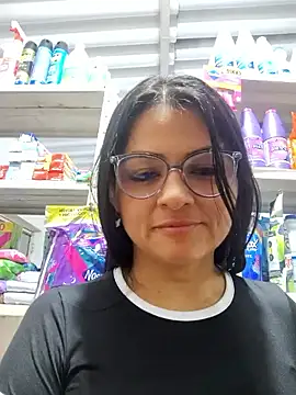 Snapshot of Linda_Lars chatting on 11/29/25, 01:41 Linda Lars online show from 11/29/25, 01:41