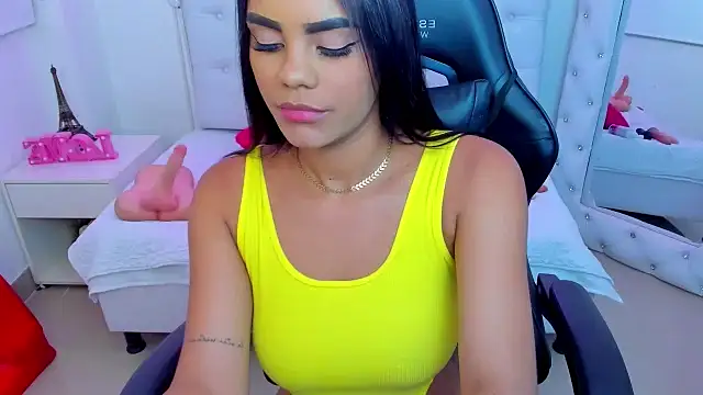 silvana  miller online show from 02/12/25, 07:02