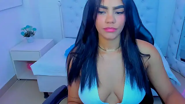 silvana  miller online show from 03/22/25, 07:09