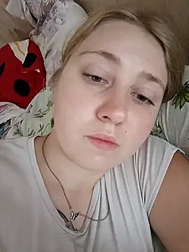 Snapshot of AnastasiaSky19 chatting on 10/12/25, 07:18 AnastasiaSky19 online show from 10/12/25, 07:18