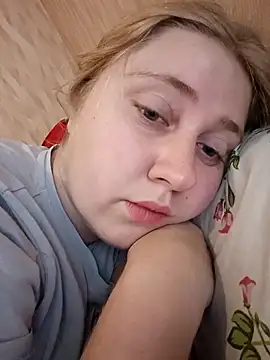 Snapshot of AnastasiaSky19 chatting on 11/07/25, 06:46 AnastasiaSky19 online show from 11/07/25, 06:46