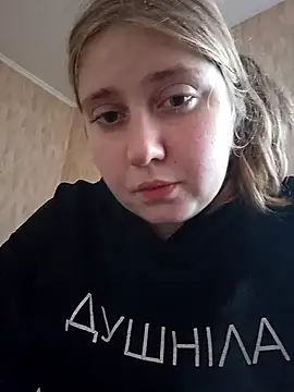 Snapshot of AnastasiaSky19 chatting on 11/08/25, 10:15 AnastasiaSky19 online show from 11/08/25, 10:15