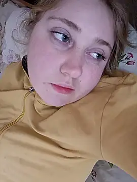 Snapshot of AnastasiaSky19 chatting on 11/25/25, 12:38 AnastasiaSky19 online show from 11/25/25, 12:38