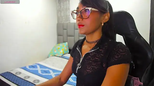 Snapshot of MurphyAngelina chatting on 06/05/26, 02:07 MurphyAngelina online show from 06/05/26, 02:07