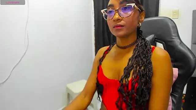 Snapshot of MurphyAngelina chatting on 07/05/26, 03:13 MurphyAngelina online show from 07/05/26, 03:13