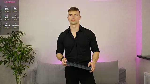 Nik Sharp online show from 03/08/25, 04:06