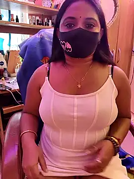 Snapshot of nisha_baby2 chatting on 10/15/25, 06:46 nisha baby2 online show from 10/15/25, 06:46