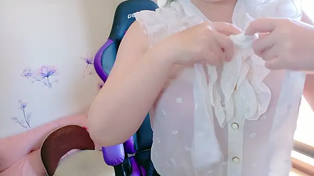 hazuki 8008 online show from 09/24/25, 03:32