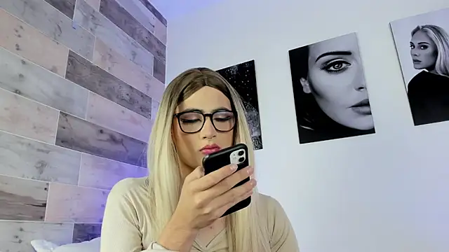 JESSI NAOMI online show from 01/11/25, 08:33