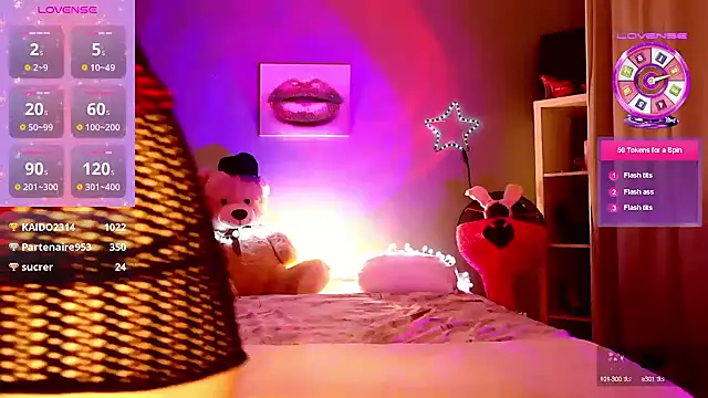 Snapshot of Stripgirl31 chatting on 01/23/25, 10:01 Stripgirl31 online show from 01/23/25, 10:01