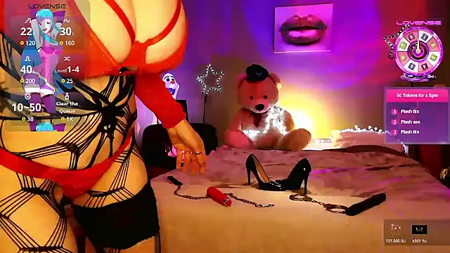 Snapshot of Stripgirl31 chatting on 02/26/25, 05:39 Stripgirl31 online show from 02/26/25, 05:39