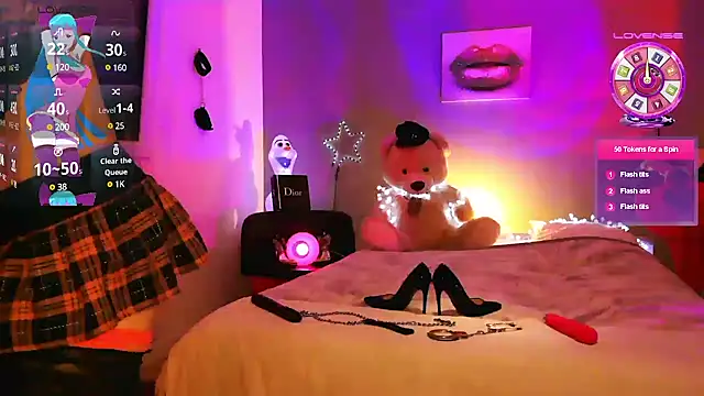 Snapshot of Stripgirl31 chatting on 03/21/25, 08:08 Stripgirl31 online show from 03/21/25, 08:08