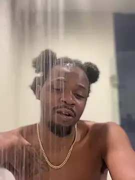 Snapshot of MobyDxck chatting on 12/28/24, 08:36 MobyDxck online show from 12/28/24, 08:36