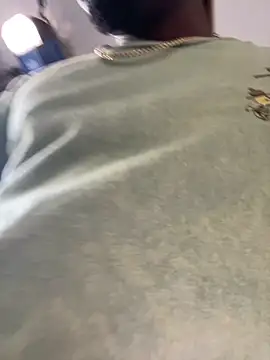 Snapshot of MobyDxck chatting on 11/06/25, 09:37 MobyDxck online show from 11/06/25, 09:37