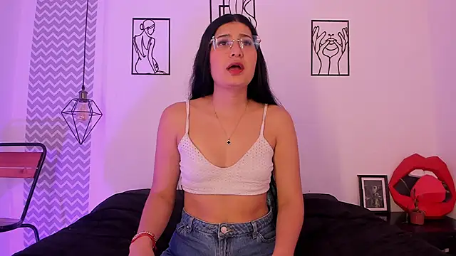 cloehonney online show from 09/14/25, 03:00