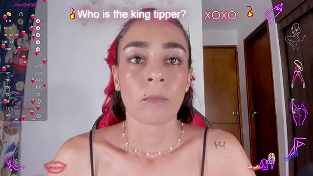 Snapshot of serafelle chatting on 12/12/24, 12:48 serafelle online show from 12/12/24, 12:48