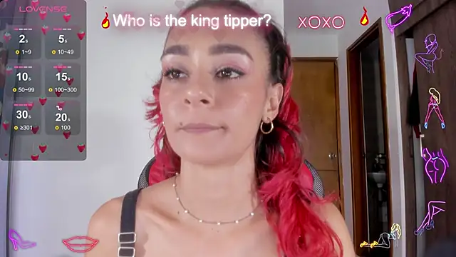 Snapshot of serafelle chatting on 12/22/24, 10:58 serafelle online show from 12/22/24, 10:58