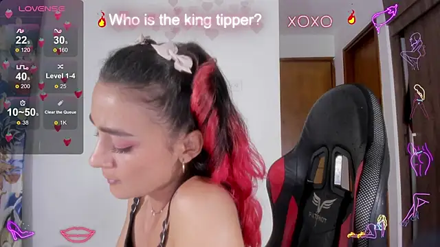 Snapshot of serafelle chatting on 12/23/24, 03:07 serafelle online show from 12/23/24, 03:07