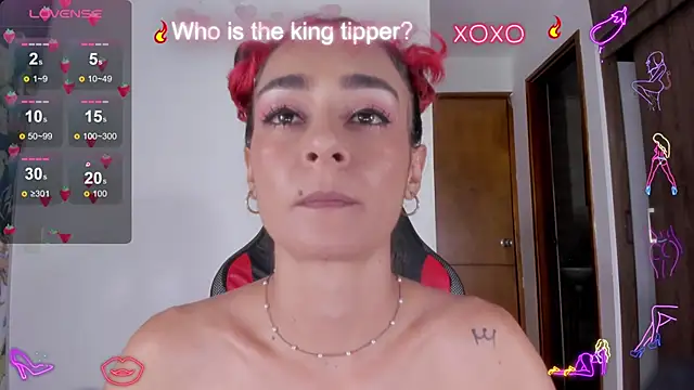 Snapshot of serafelle chatting on 12/27/24, 01:32 serafelle online show from 12/27/24, 01:32