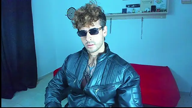 Snapshot of Ares_blue chatting on 05/08/26, 12:54 Ares blue online show from 05/08/26, 12:54