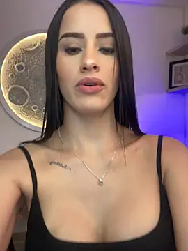 Snapshot of SarahhSmitth1 chatting on 03/06/25, 11:31 SarahhSmitth1 online show from 03/06/25, 11:31