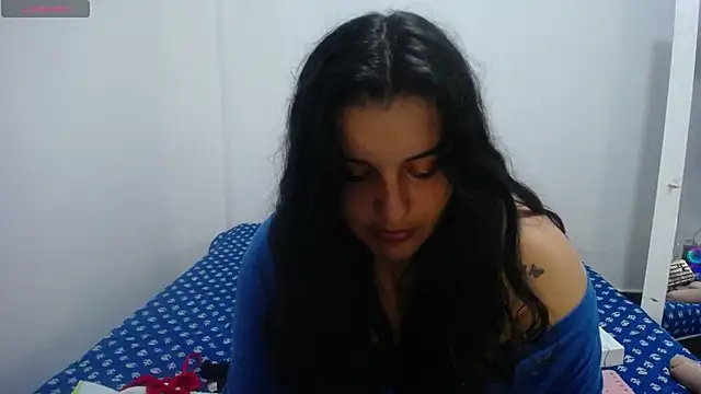 Snapshot of Laurenkenner_ chatting on 12/11/24, 10:16 Laurenkenner  online show from 12/11/24, 10:16