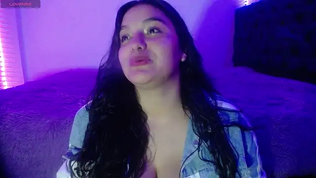 Snapshot of Laurenkenner_ chatting on 10/17/25, 06:54 Laurenkenner  online show from 10/17/25, 06:54