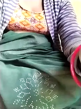 Snapshot of Cutkajal chatting on 12/20/24, 07:44 Cutkajal online show from 12/20/24, 07:44