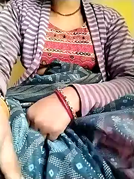 Snapshot of Cutkajal chatting on 12/23/24, 08:00 Cutkajal online show from 12/23/24, 08:00