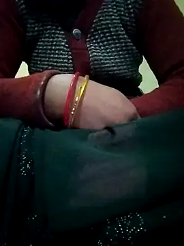 Snapshot of Cutkajal chatting on 01/10/25, 01:32 Cutkajal online show from 01/10/25, 01:32